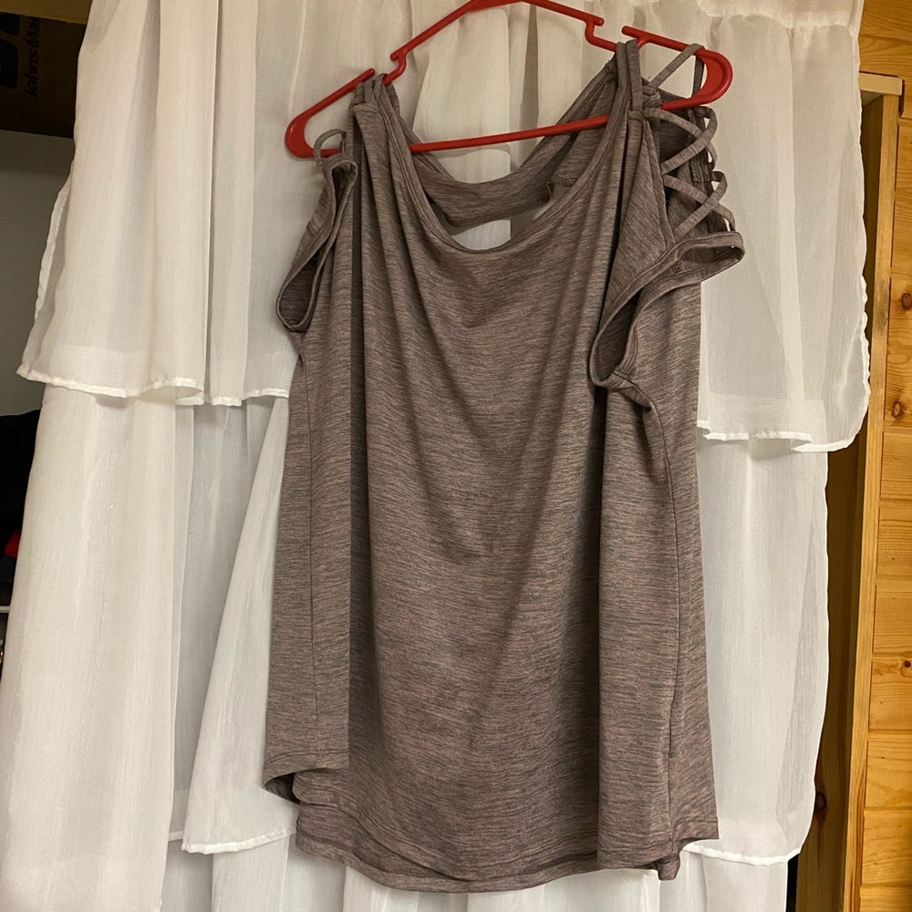 Maurice’s Inmotion athletic tee size 2X